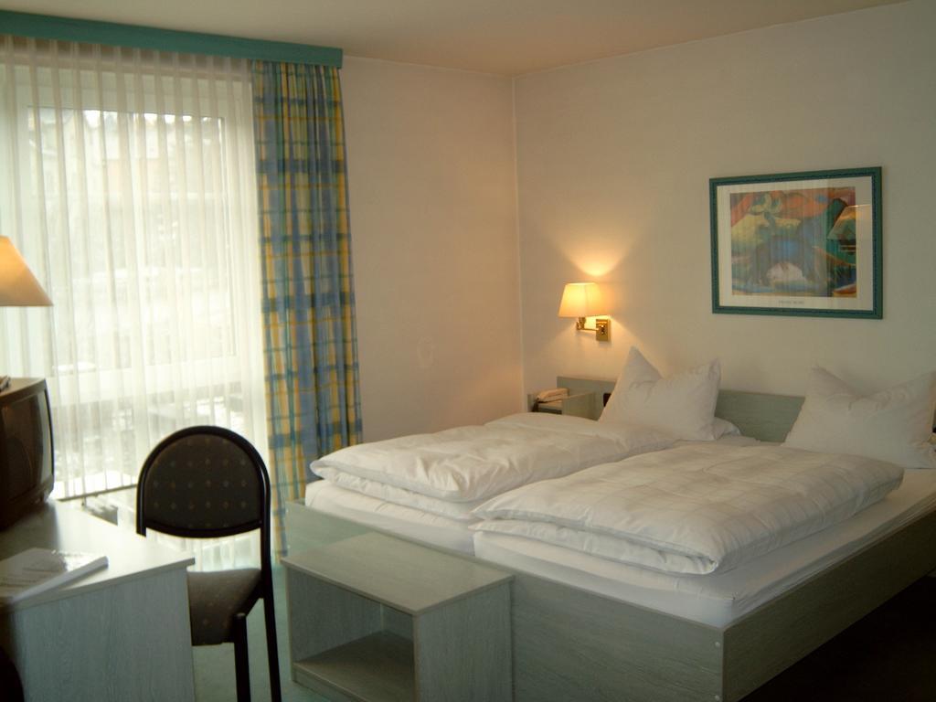 Hotel Deutsches Haus Bad Brueckenau Room photo